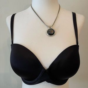 Maidenform black push-up bra size 34D
